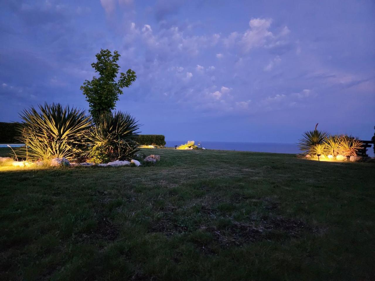 Private Villa 102 With Heated Pool In Blacksearama Balchik Exterior foto