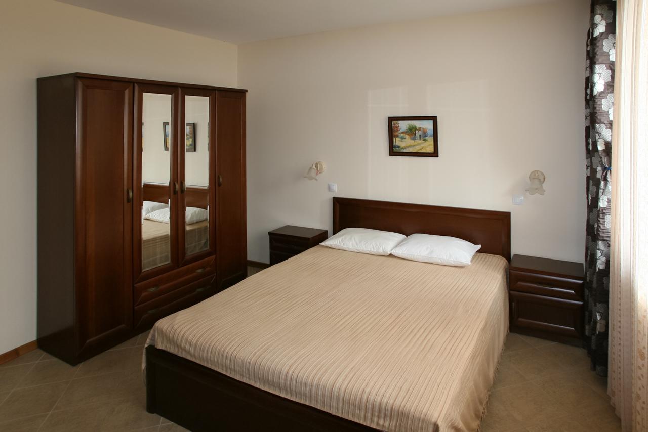 Private Villa 102 With Heated Pool In Blacksearama Balchik Exterior foto