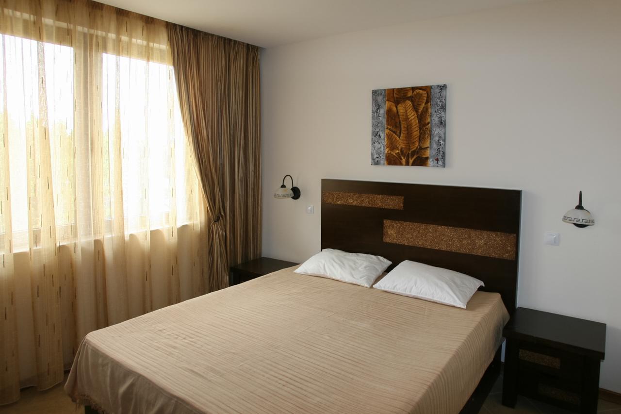 Private Villa 102 With Heated Pool In Blacksearama Balchik Exterior foto