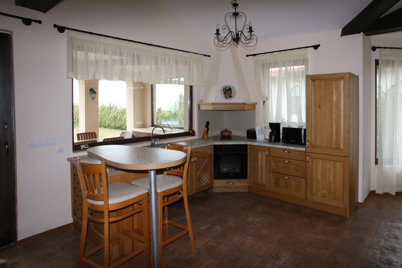 Private Villa 102 With Heated Pool In Blacksearama Balchik Exterior foto