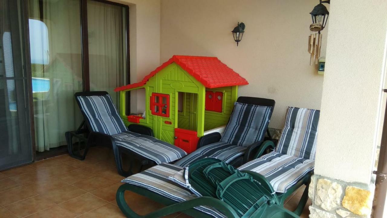 Private Villa 102 With Heated Pool In Blacksearama Balchik Exterior foto